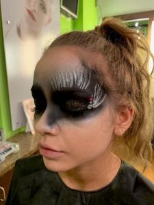 halloween black swan highlights